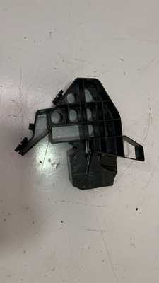 Soporte de tablero derecho