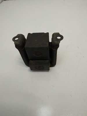 Soporte delantero superior