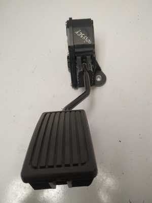 Pedal acelerador