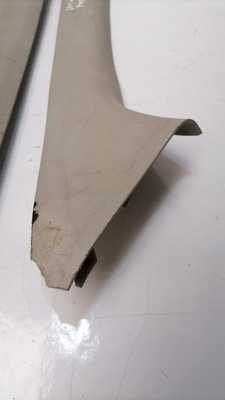 Molduras de postes de parabrisas interiores