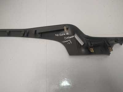 Moldura de cinturon superior trasero izquierdo