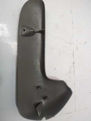 Tapa de asiento delantero izquierdo