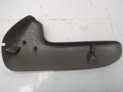 Tapa de asiento delantero derecho