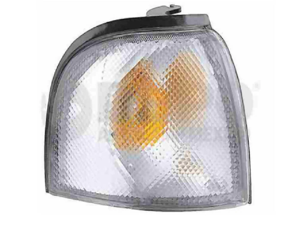 CUARTO NISSAN TSUBAME 94-97 ESQUINA CLARO DERECHO D-110A