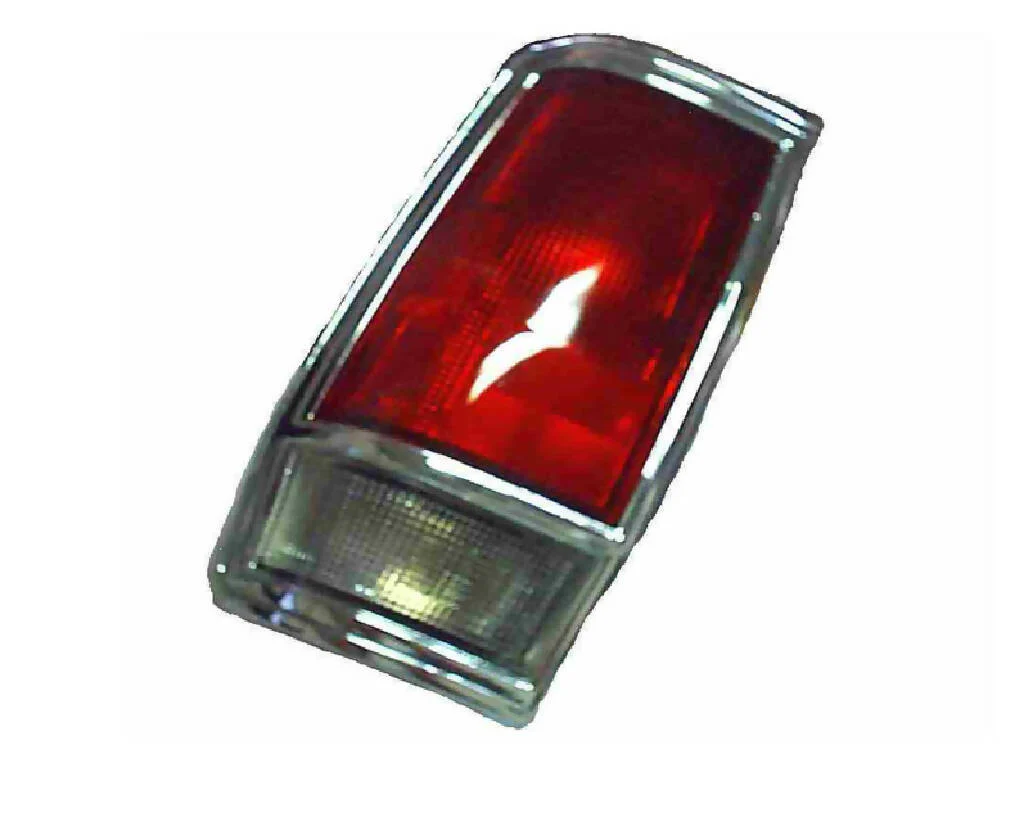 CALAVERA NACIONAL NISSAN DATSUN PICK UP 84/86 BISEL CROMADO IZQUIERDA Pl (1810LH)