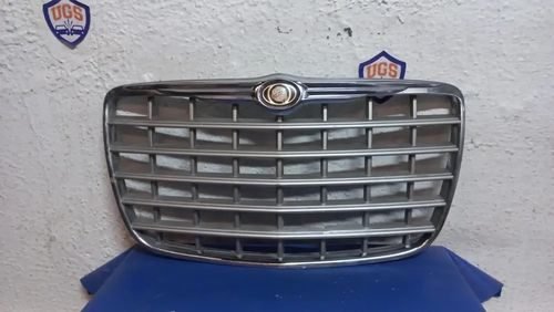 Parrilla Del Chrysler 300 2005 2006 2007 2008 2009 2010