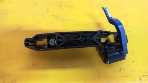 Base Manija Puerta Trasera Izq  Yaris 2007  2016