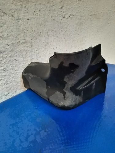 Vista 3 de Tolva Derecha Lateral De Fascia Duster 2010