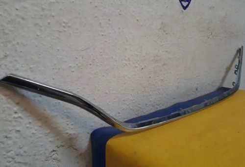 Vista 4 de Moldura De Parrilla Inferior Fit 2018  2020
