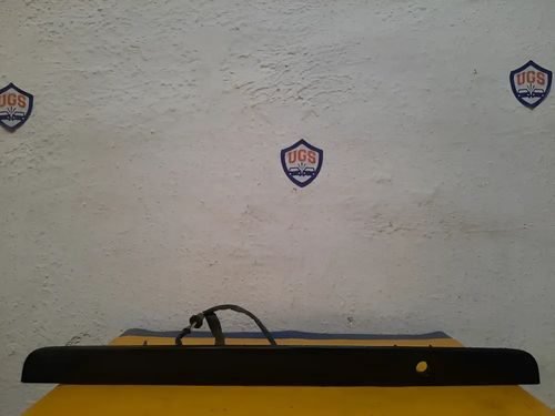 Moldura De Cajuela Toyota Hiace 2005 2012