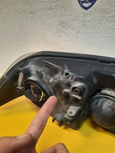 Vista 3 de Faro Izquierdo Volkswagen Jetta 2008  2014