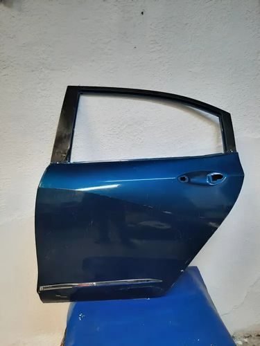 Puerta Trasera Izquierda Chevrolet Onix 2020  2023