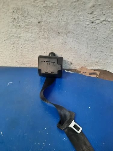 Cinturón Trasero Central  Vento 2016 2020
