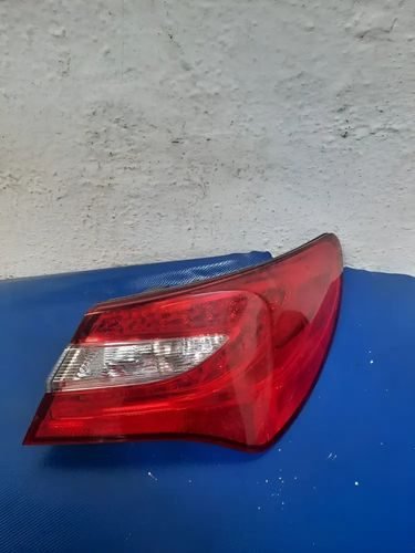Calavera Derecha Chrysler 200 2011 2014