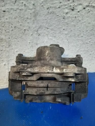 Vista 2 de Caliper Delantero Derecho Vento 2015  2020