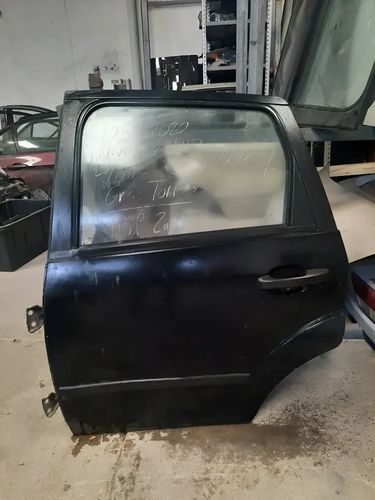 Puerta Trasera Izquierda Ford Fiesta Hatch Back 2003 2010