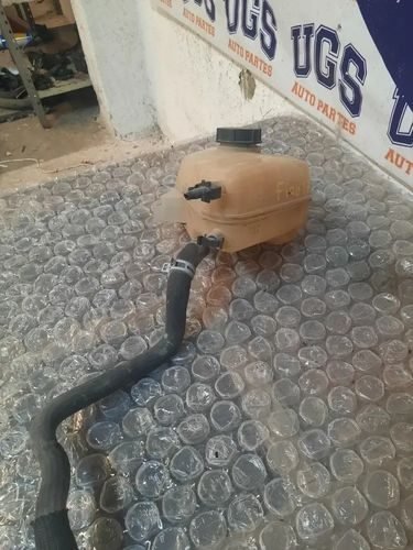 Vista 3 de Deposito Recuperador Ford Figo 2016 2018