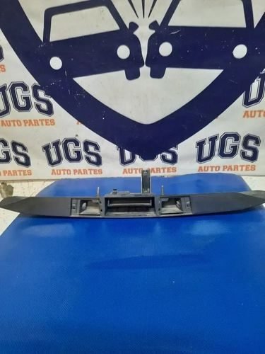 Vista 2 de Moldura De Quinta Puerta Jeep Patriot 2013 2018