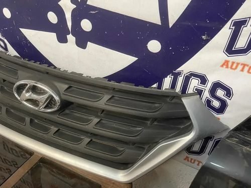 Vista 4 de Parrilla Hyundai Creta 2018 2019