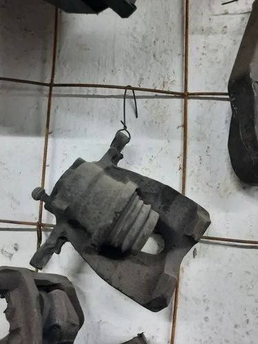 Caliper Delantero Izquierdo Corsa 2003 2008