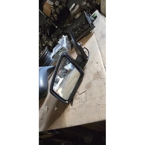 Espejo Izquierdo Electrico Mercedes Benz C-250 10-14