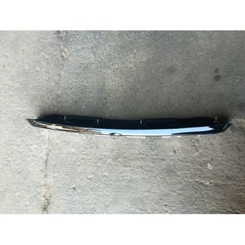 Vista 2 de Moldura De Cajuela Renault Duster 15-19