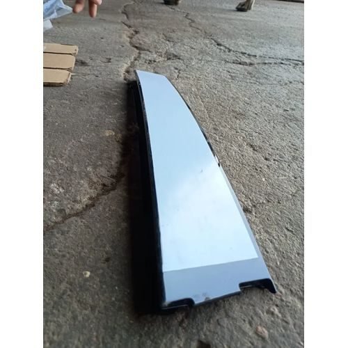 Vista 5 de Moldura De Puerta Del. Izquierda Volkswagen Tiguan 09-18