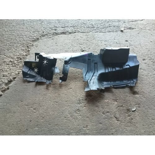 Vista 4 de Deflector De Aire De Radiador Volkswagen Jetta 19-21
