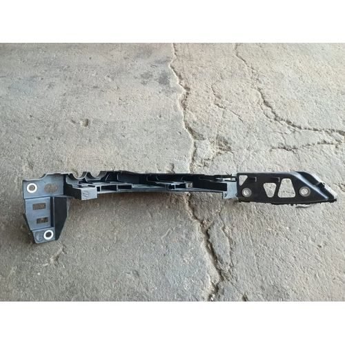 Guia Soporte Faro Izquierdo Volkswagen Vento 14-20