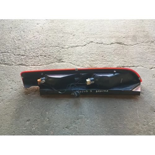 Vista 2 de Calavera Izquierda Ford Focus 2 Berlina 10-11 H.b.