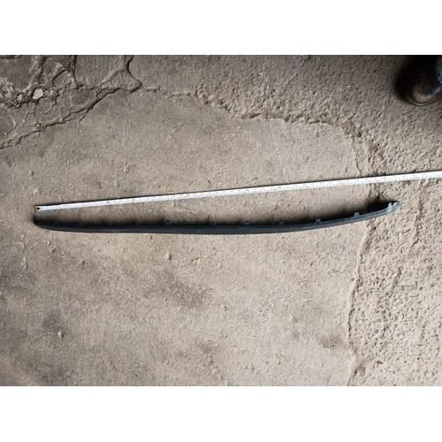 Vista 5 de Moldura De Fascia Trasera Vw Jetta 06-11