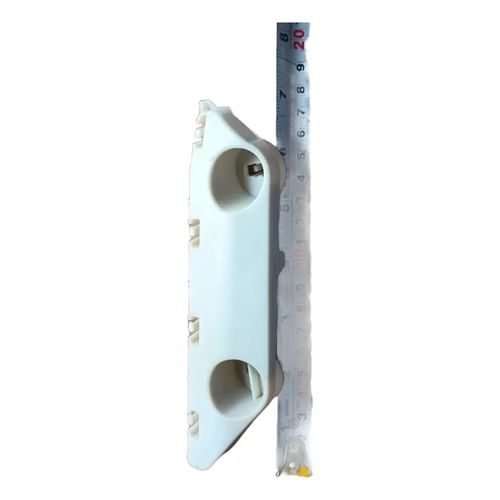 Guia De Fascia Delantera Derecha Nissan Versa 12-19