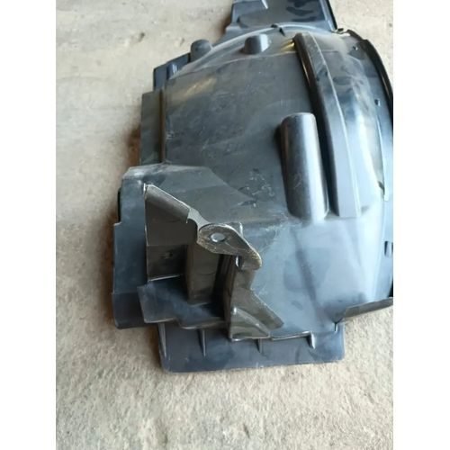 Vista 2 de Tolva De Salpicaderas Delantera Izq. Suzuki Swift 11-14