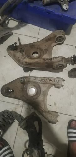 Par De Horquillas De Suspensión Mustang 2000