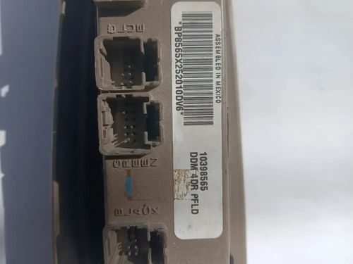 Vista 3 de Control Interruptor Maestro Vidrios Seguros  Silverado