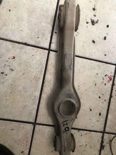 Vista 3 de Tirante Delantero Izq. De Diferencial Trasero Mustang1994-04
