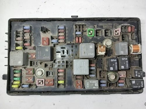Vista 2 de Caja De Fusibles Chevrolet Cruze 1.4l 2011-2014 13222782