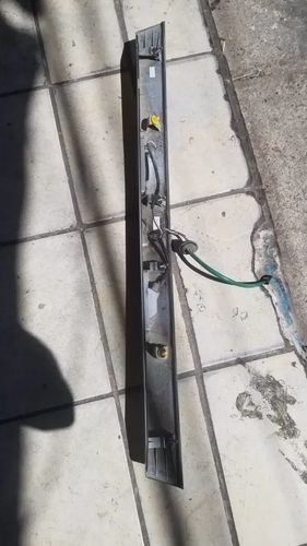 Vista 5 de Moldura Cromada Cajuela Con Luz Y Arnes Cruze 11-16 95474098