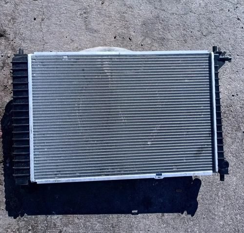 Radiador Y Motoventilador Ford Mustang V6 3.8 Autom. 94-04