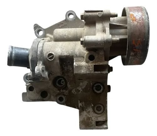 Alternador Base Soporte  Bomba Nissan Tiida 1.8  2007-2015