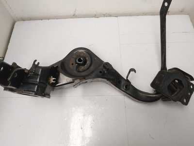 Brazo suspension trasero derecho