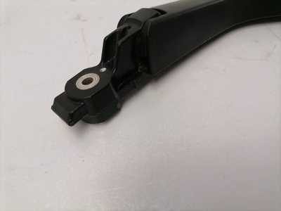 Brazo limpiaparabrisas trasero — Toyota Prius 2016-2018