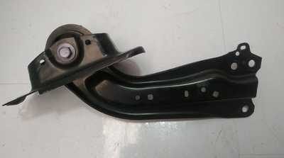 Soporte de suspension trasera derecha