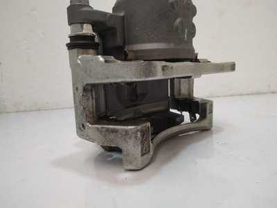 Caliper delantero derecho